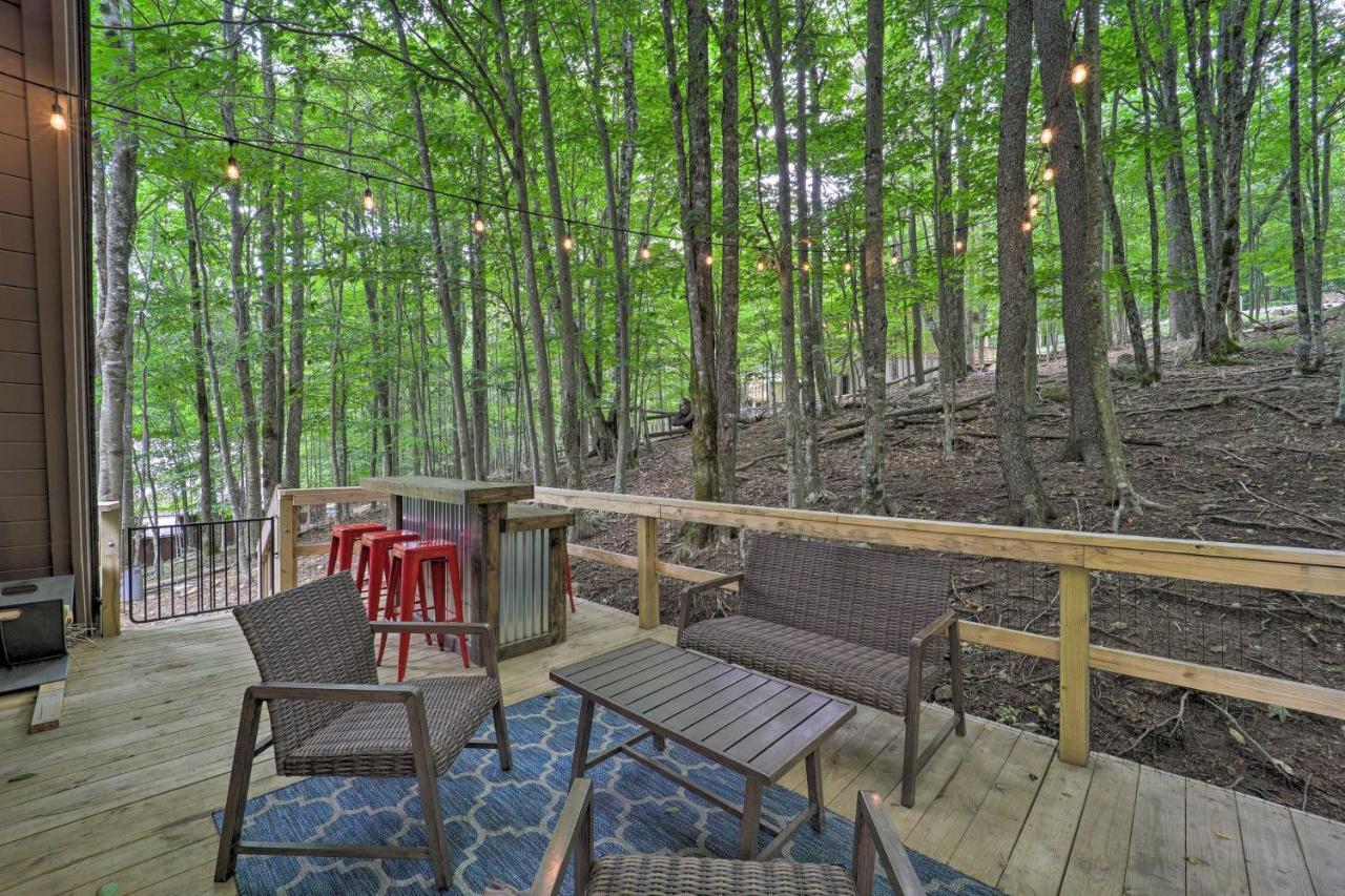 A-Frame Cabin With Hot Tub 1 Mi To Beech Mountain! Ngoại thất bức ảnh