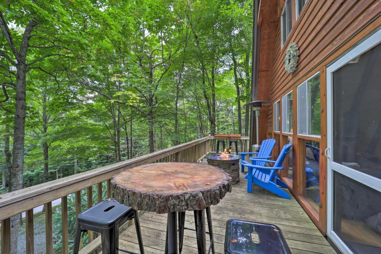 A-Frame Cabin With Hot Tub 1 Mi To Beech Mountain! Ngoại thất bức ảnh