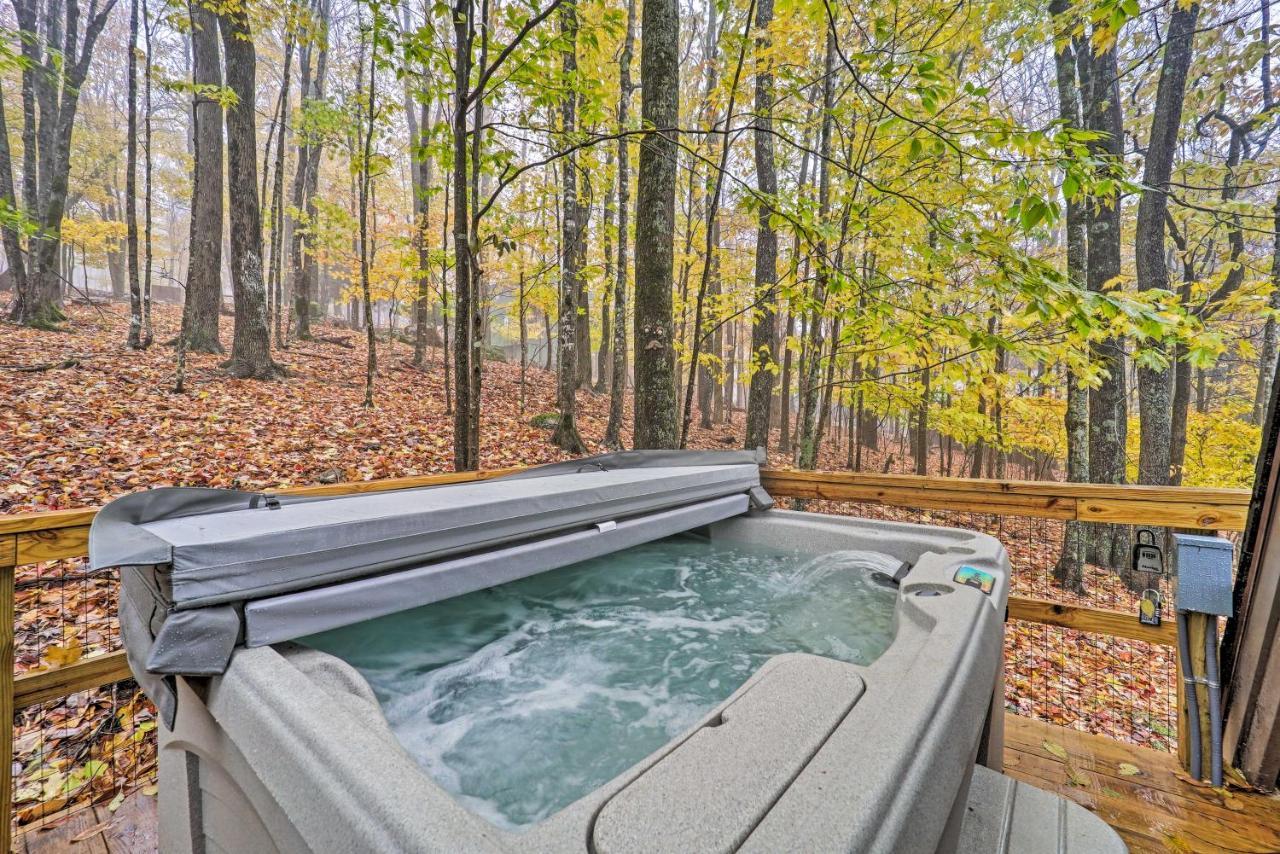 A-Frame Cabin With Hot Tub 1 Mi To Beech Mountain! Ngoại thất bức ảnh