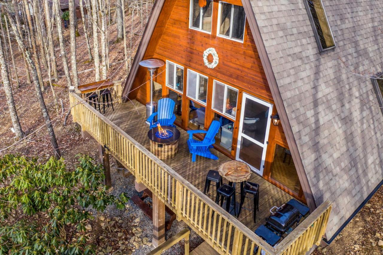 A-Frame Cabin With Hot Tub 1 Mi To Beech Mountain! Ngoại thất bức ảnh